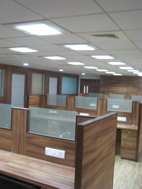 Commercial Interior Design - Work Stations P1Pic4